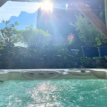 Chalet Alpine Schmiede *